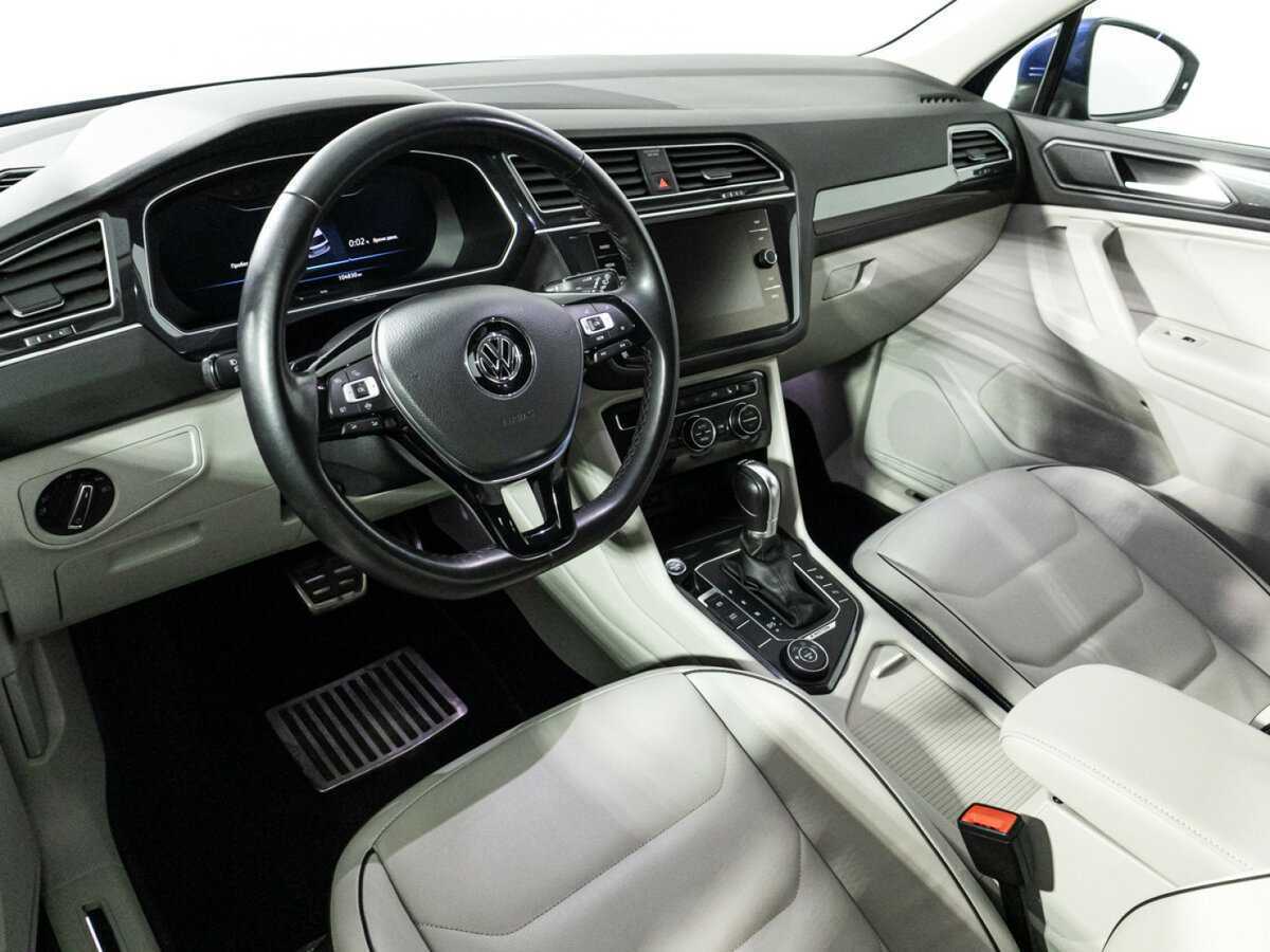 Купить Volkswagen Tiguan с пробегом. Фото: #10