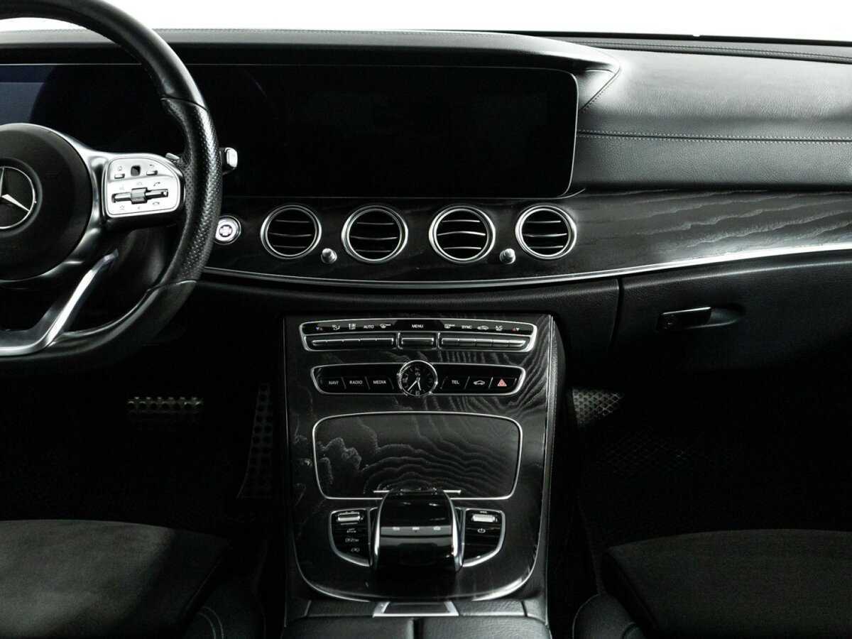 Купить Mercedes-Benz E-Класс с пробегом. Фото: #13