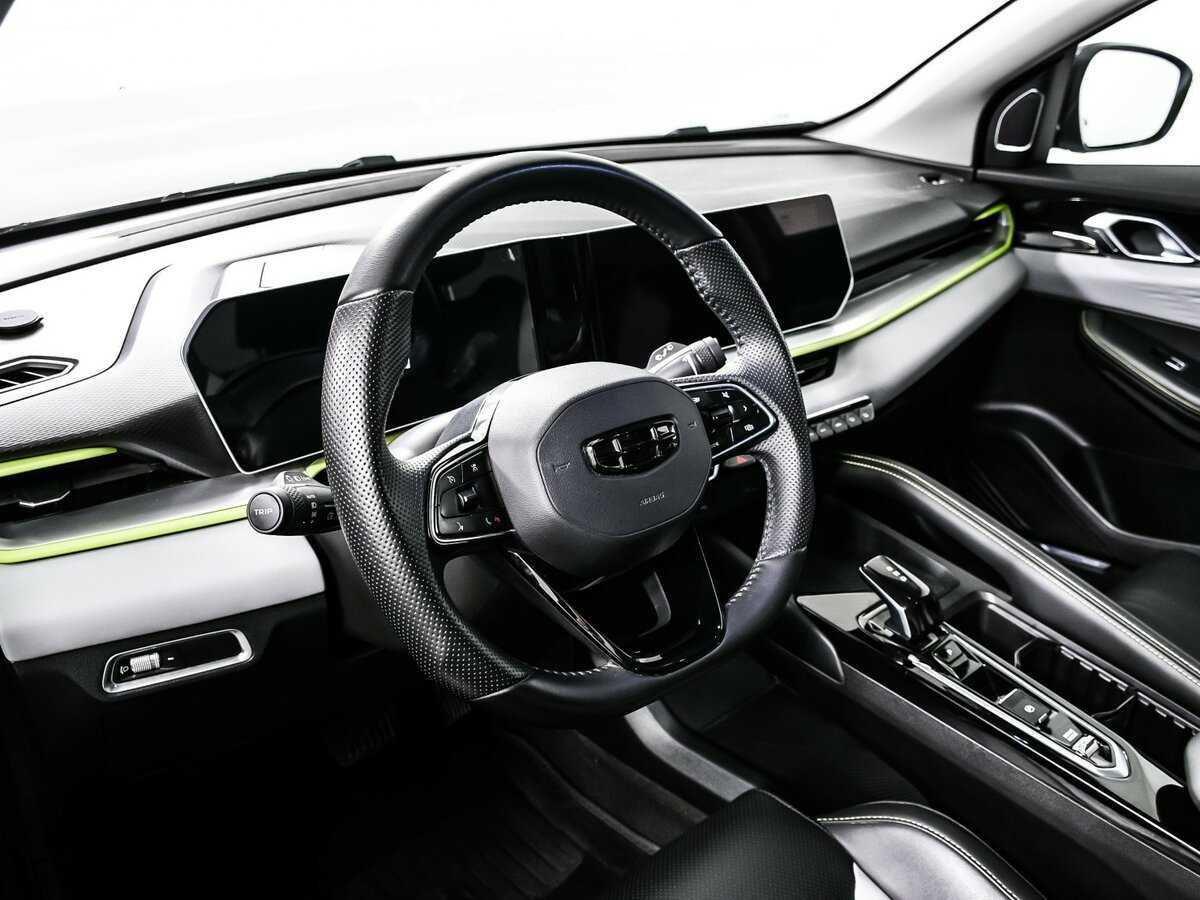 Купить Geely Coolray с пробегом. Фото: #12