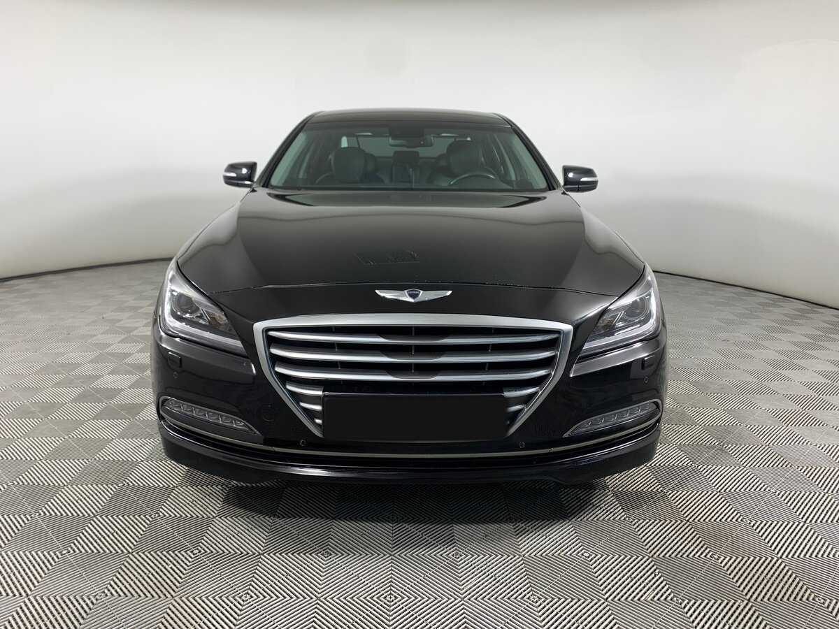 Купить Hyundai Genesis с пробегом. Фото: #1