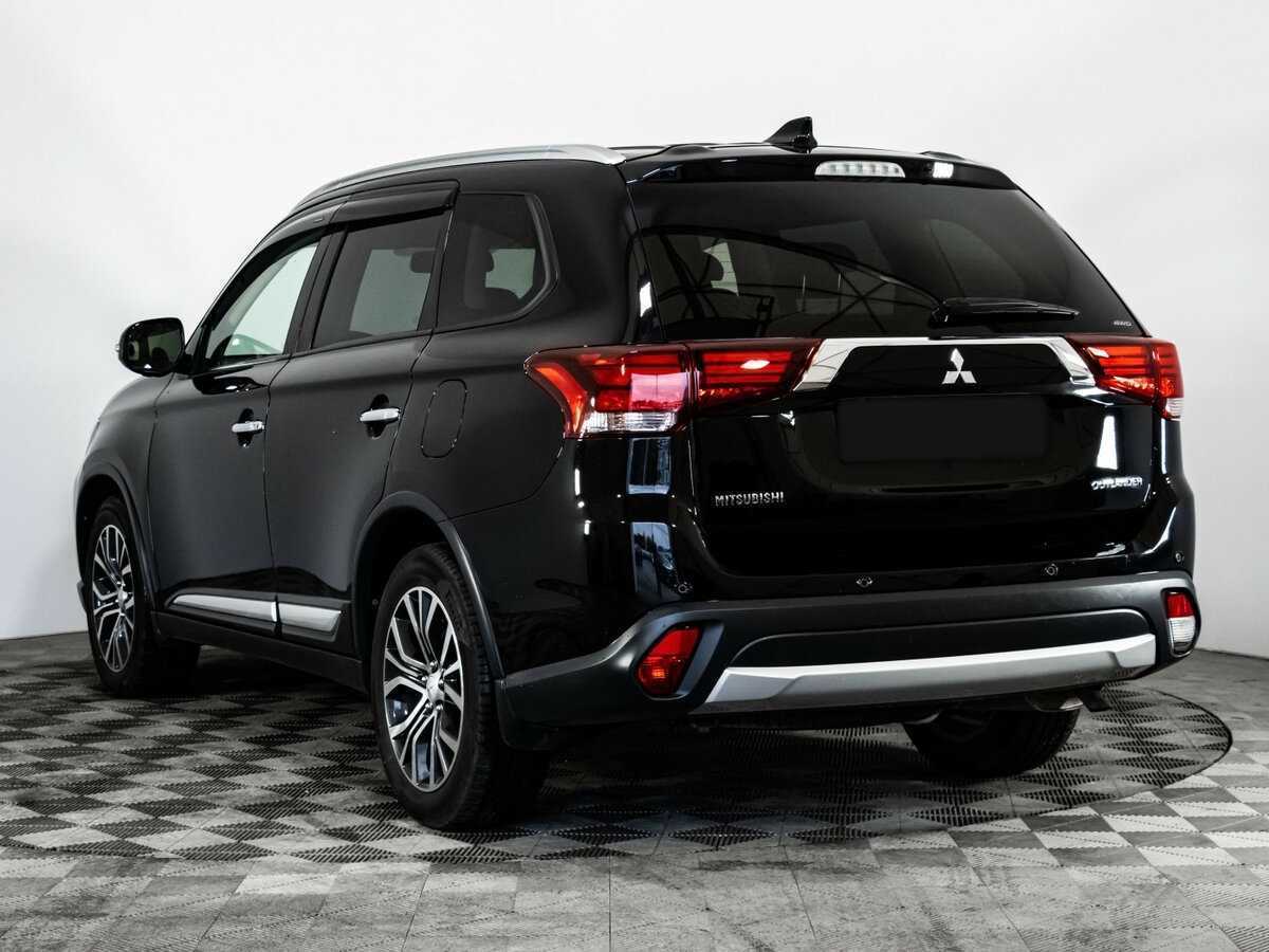 Купить Mitsubishi Outlander с пробегом. Фото: #5