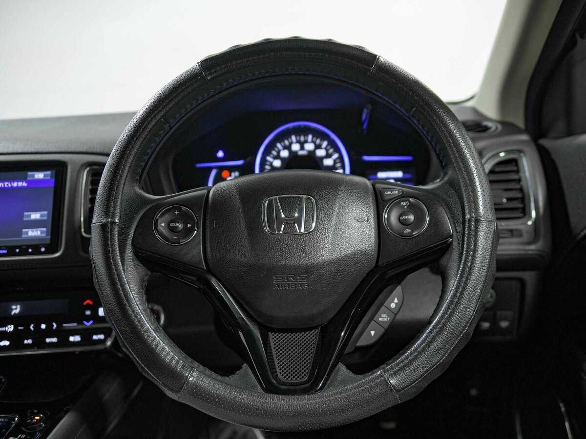 Купить Honda Vezel с пробегом. Фото: #7
