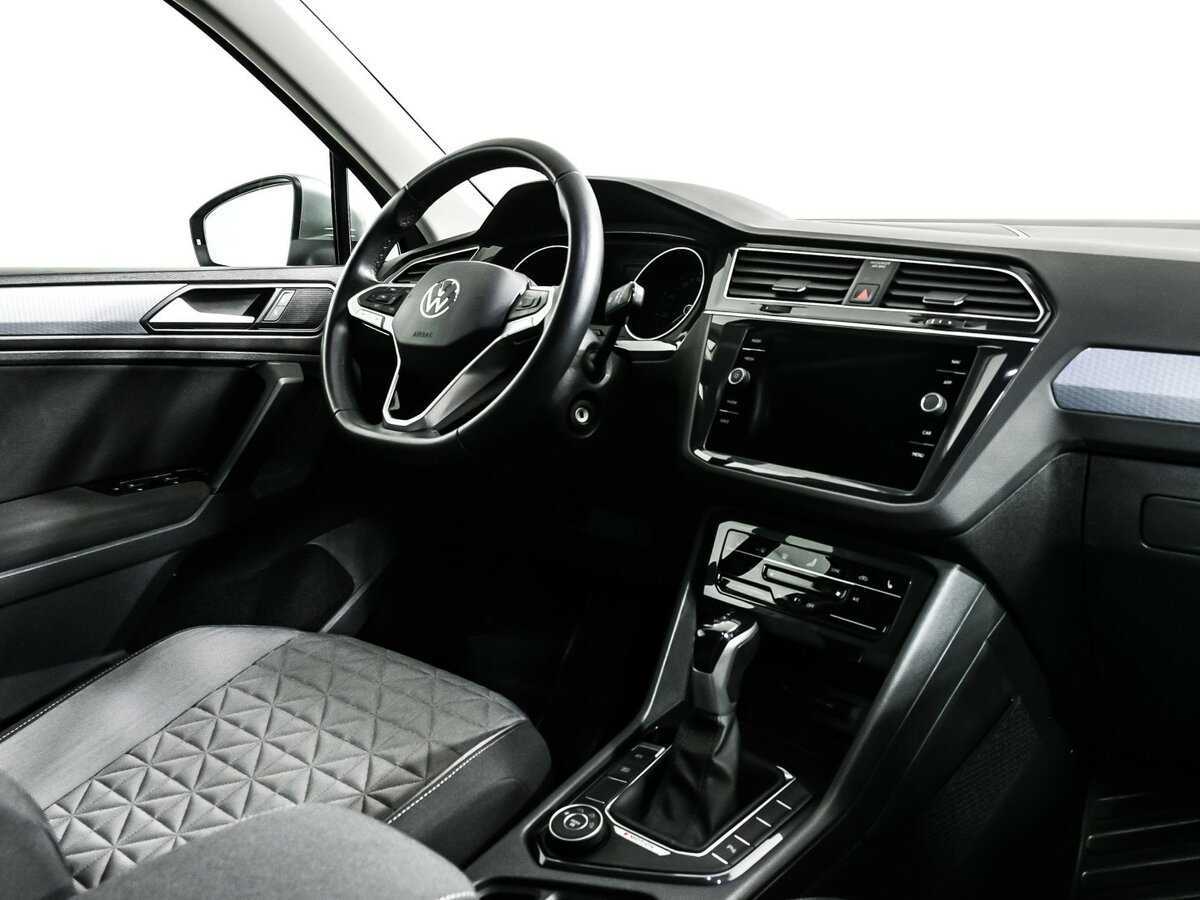 Купить Volkswagen Tiguan с пробегом. Фото: #8
