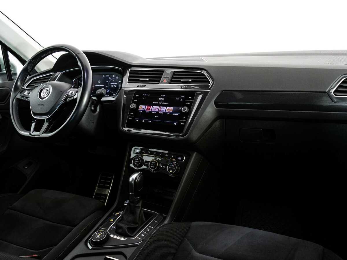 Купить Volkswagen Tiguan с пробегом. Фото: #6