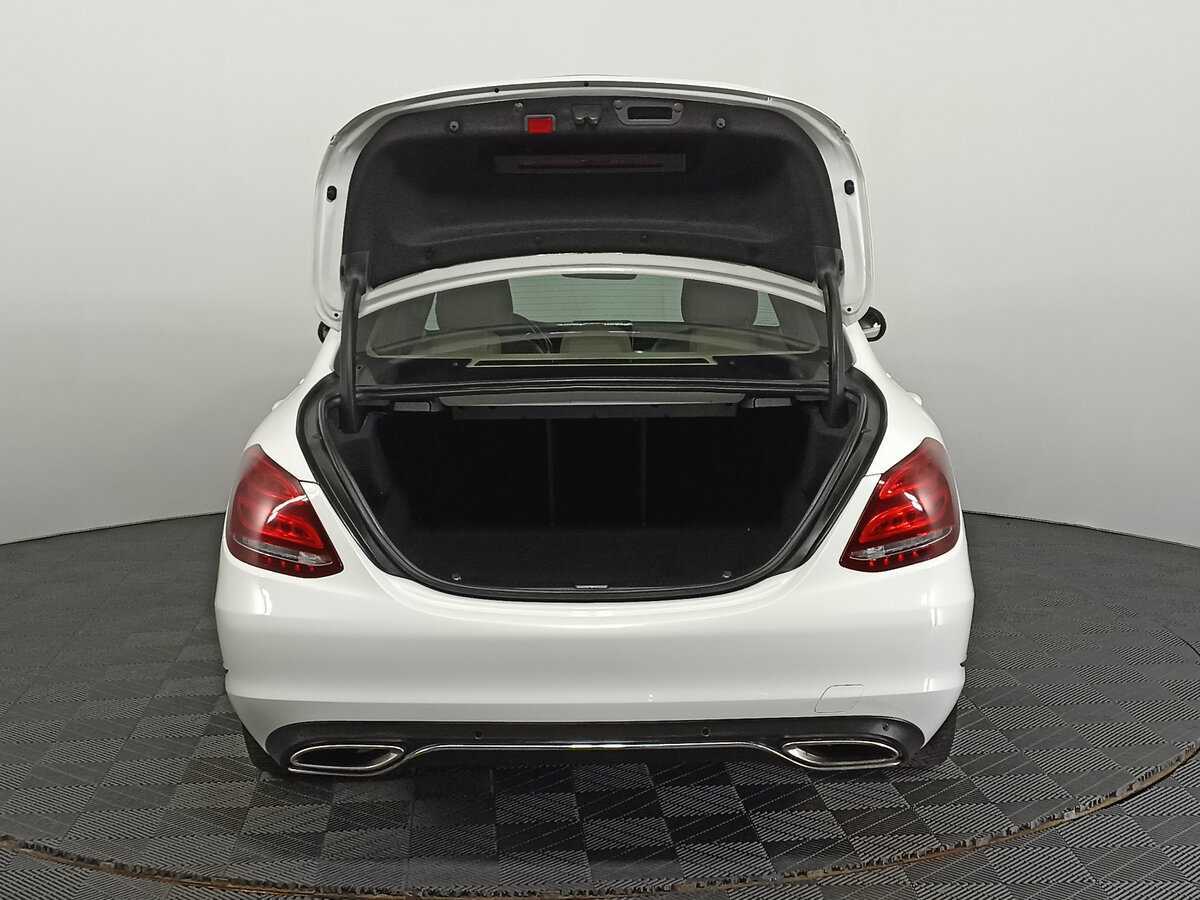 Купить Mercedes-Benz C-Класс с пробегом. Фото: #9