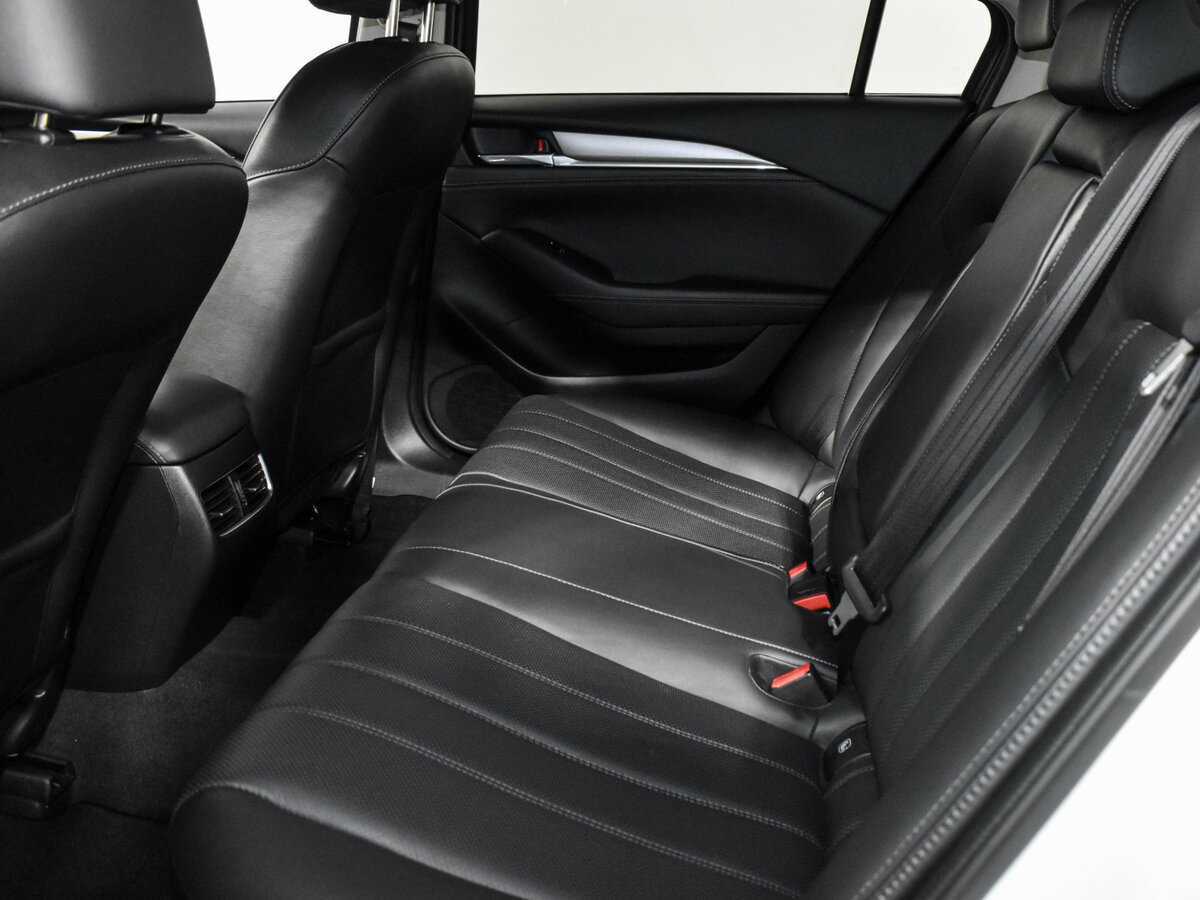 Купить Mazda 6 с пробегом. Фото: #12