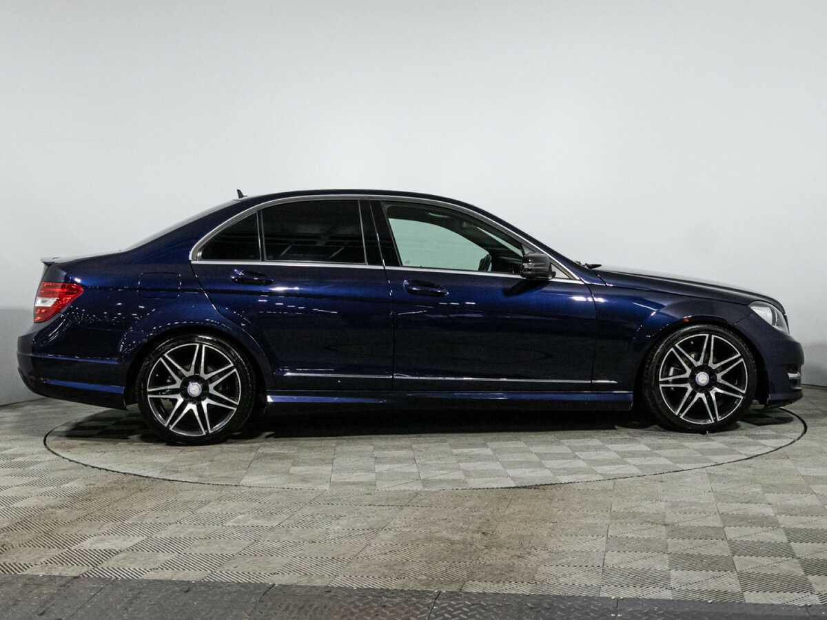 Купить Mercedes-Benz C-Класс с пробегом. Фото: #3