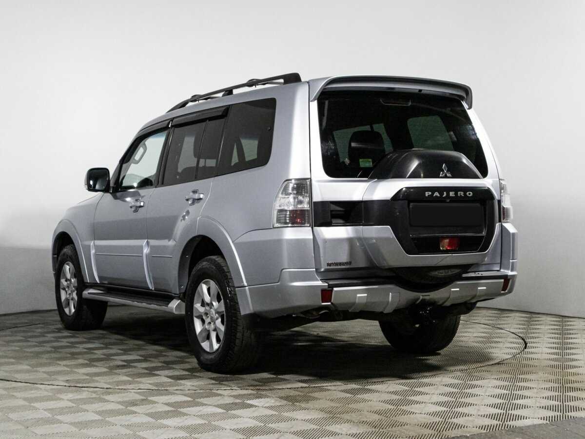 Купить Mitsubishi Pajero с пробегом. Фото: #5