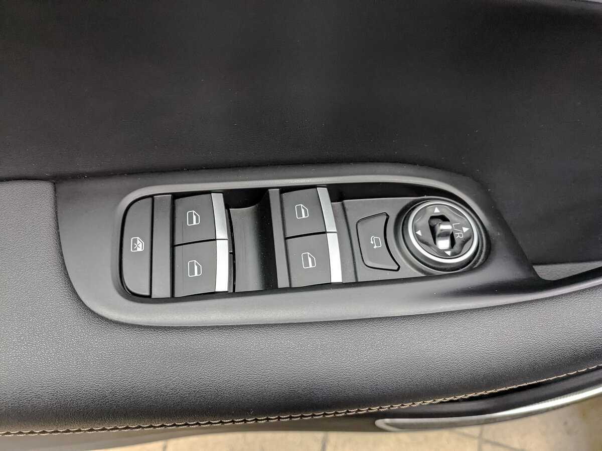 Купить Chery Tiggo 8 с пробегом. Фото: #24