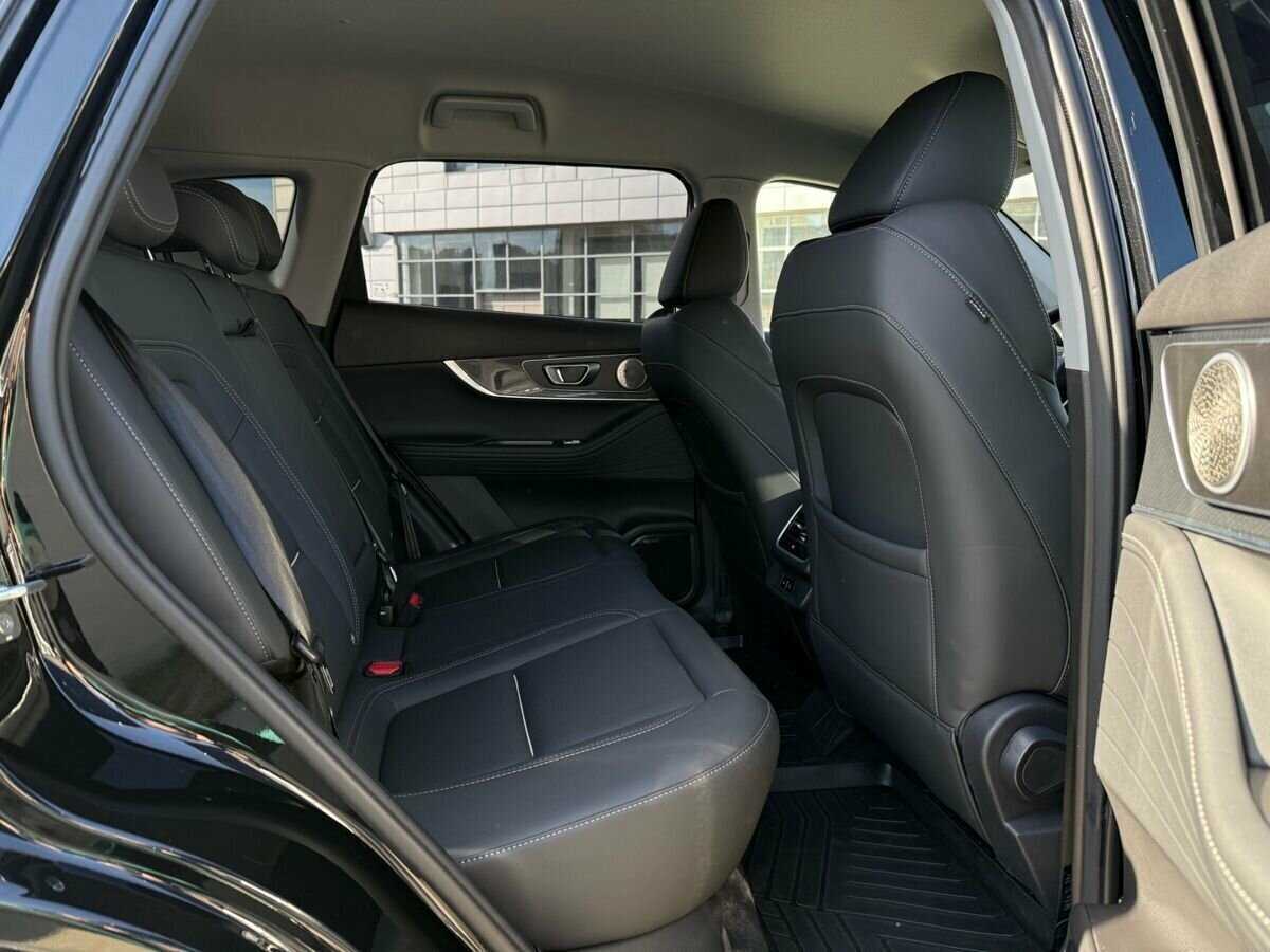 Купить Chery Tiggo 7 Pro Max с пробегом. Фото: #18