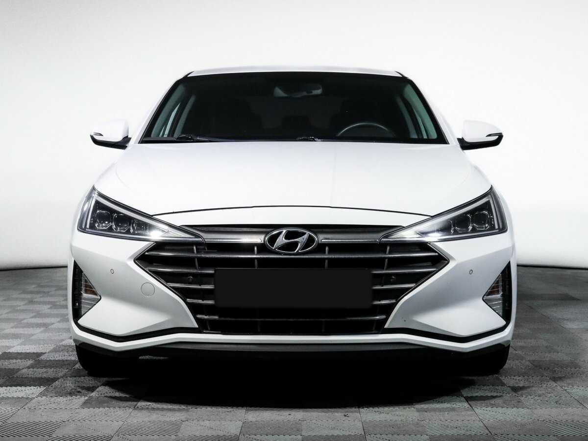 Купить Hyundai Elantra с пробегом. Фото: #1