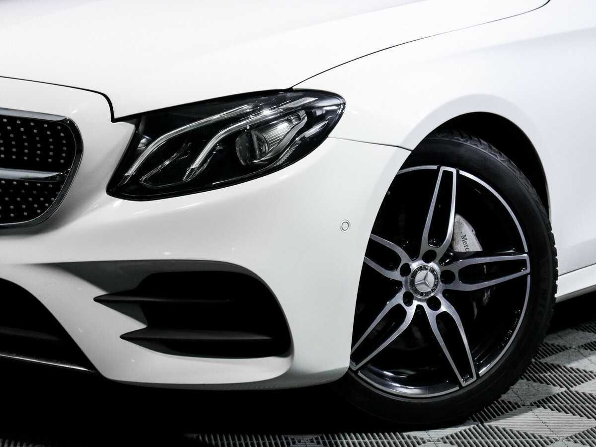 Купить Mercedes-Benz E-Класс с пробегом. Фото: #11