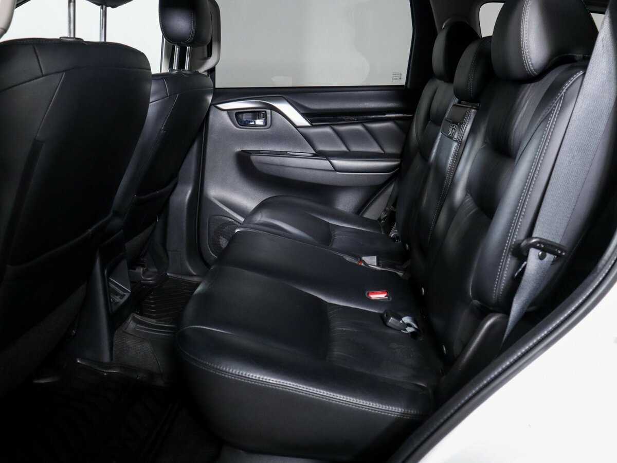 Купить Mitsubishi Pajero Sport с пробегом. Фото: #9