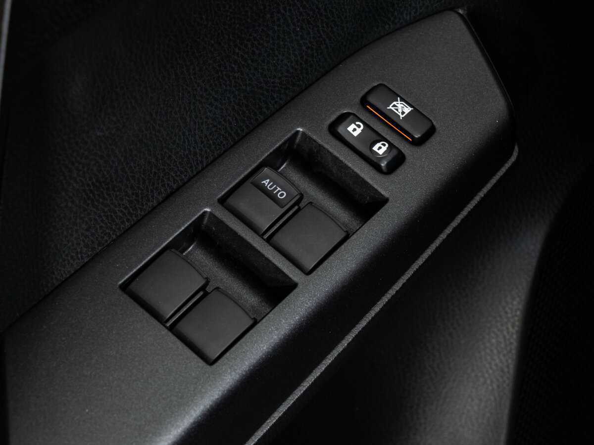 Купить Toyota RAV4 с пробегом. Фото: #16