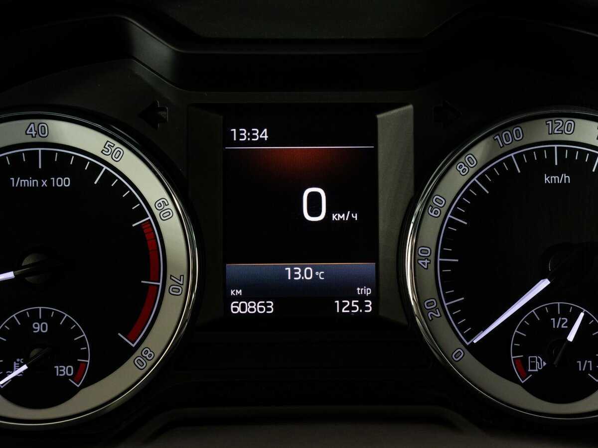 Купить Skoda Octavia с пробегом. Фото: #16