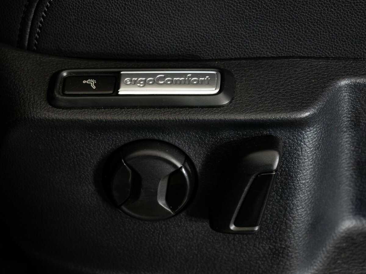 Купить Volkswagen Passat с пробегом. Фото: #16