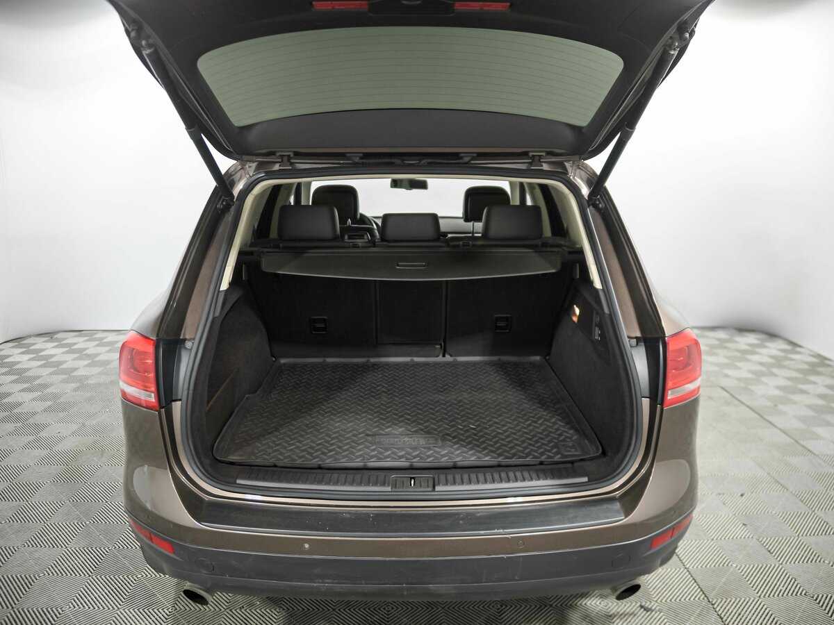 Купить Volkswagen Touareg с пробегом. Фото: #18