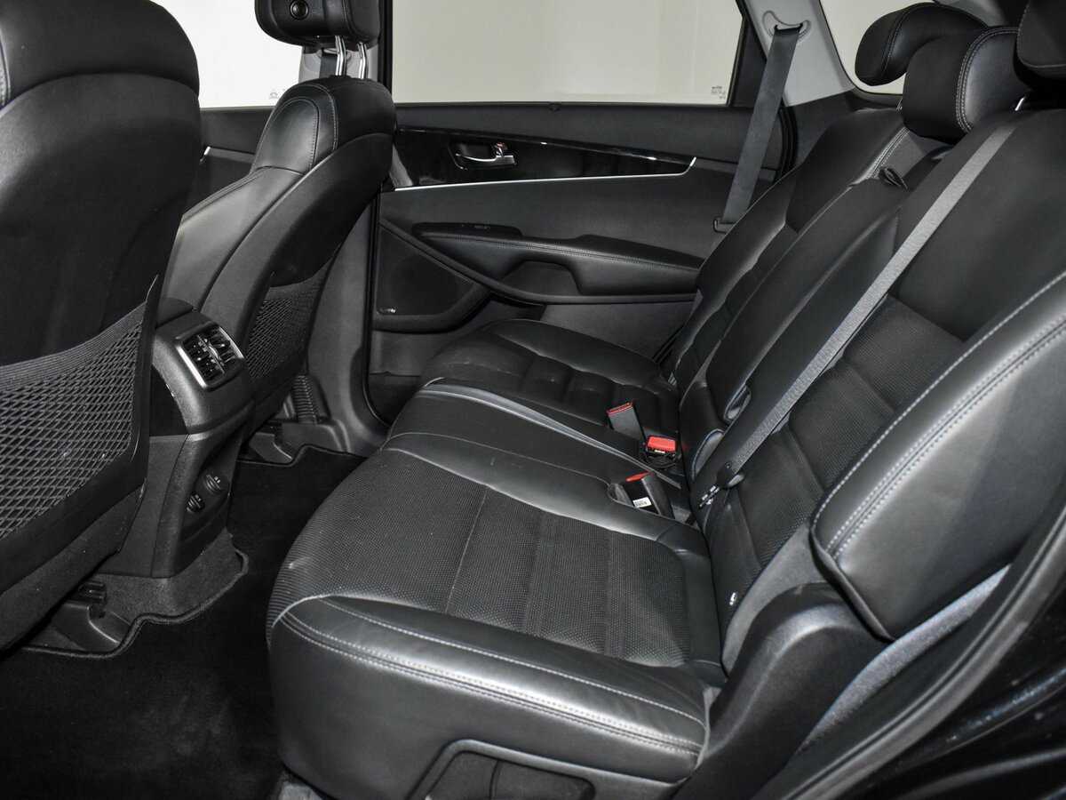 Купить Kia Sorento с пробегом. Фото: #9