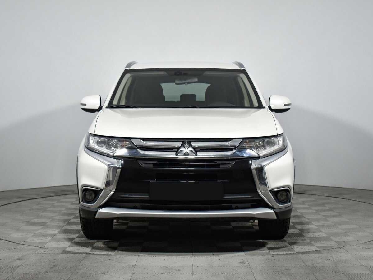 Купить Mitsubishi Outlander с пробегом. Фото: #1