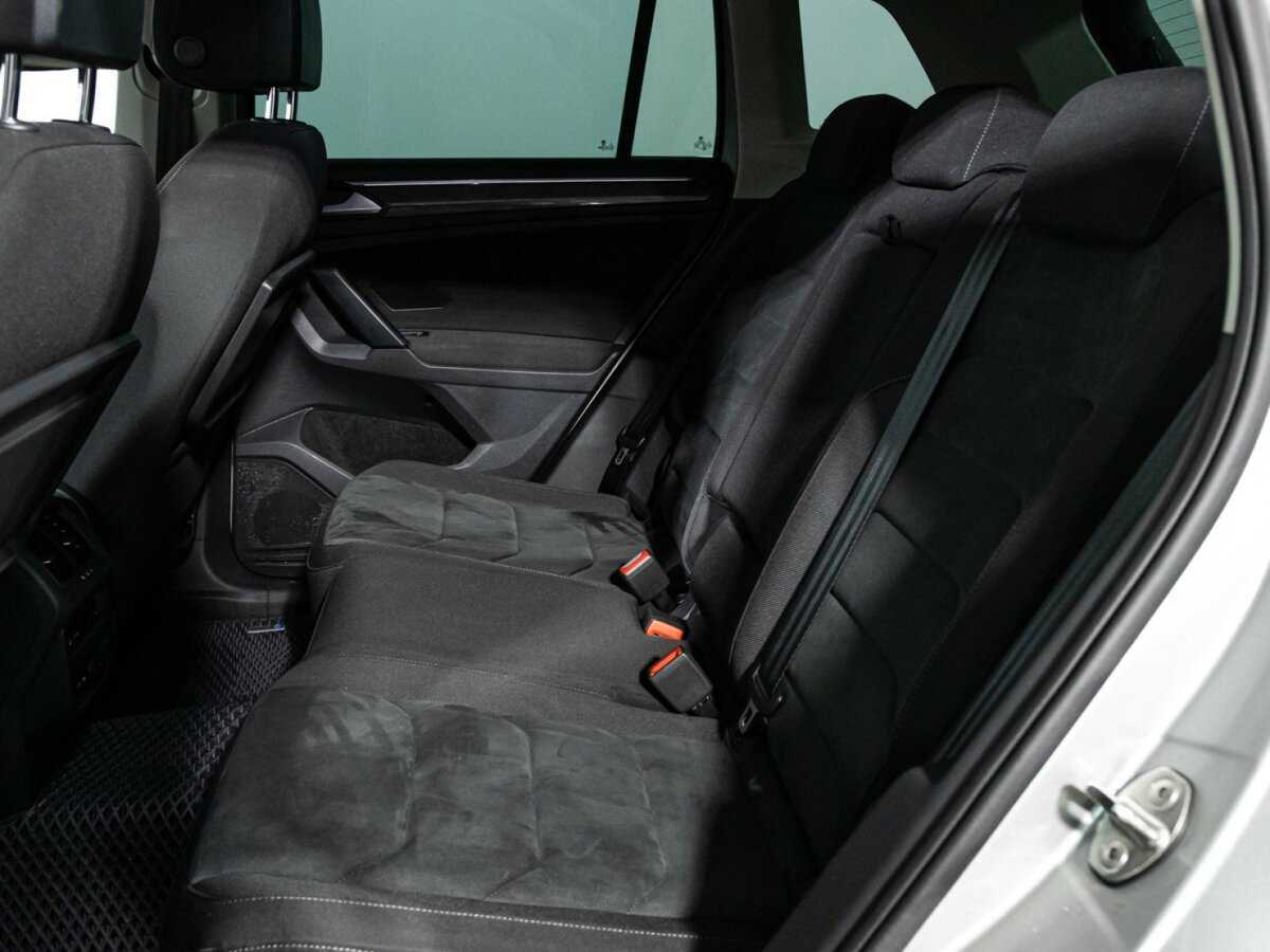 Купить Volkswagen Tiguan с пробегом. Фото: #9