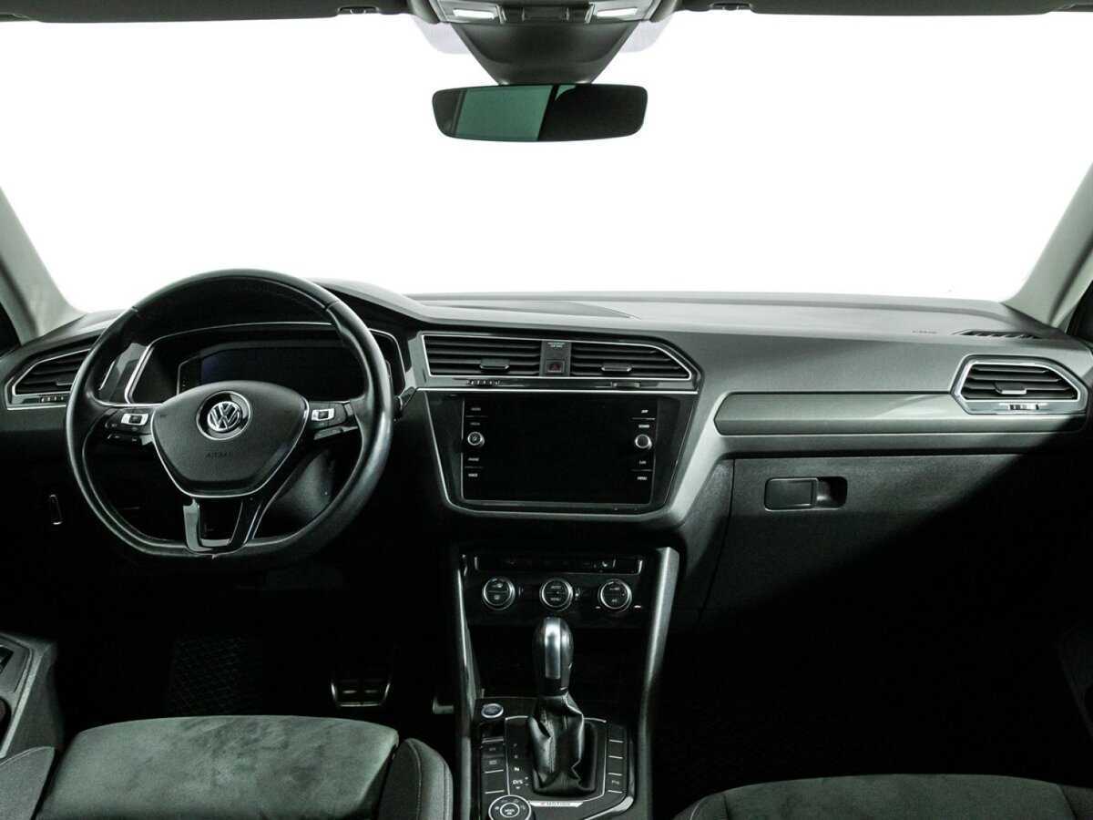 Купить Volkswagen Tiguan с пробегом. Фото: #12