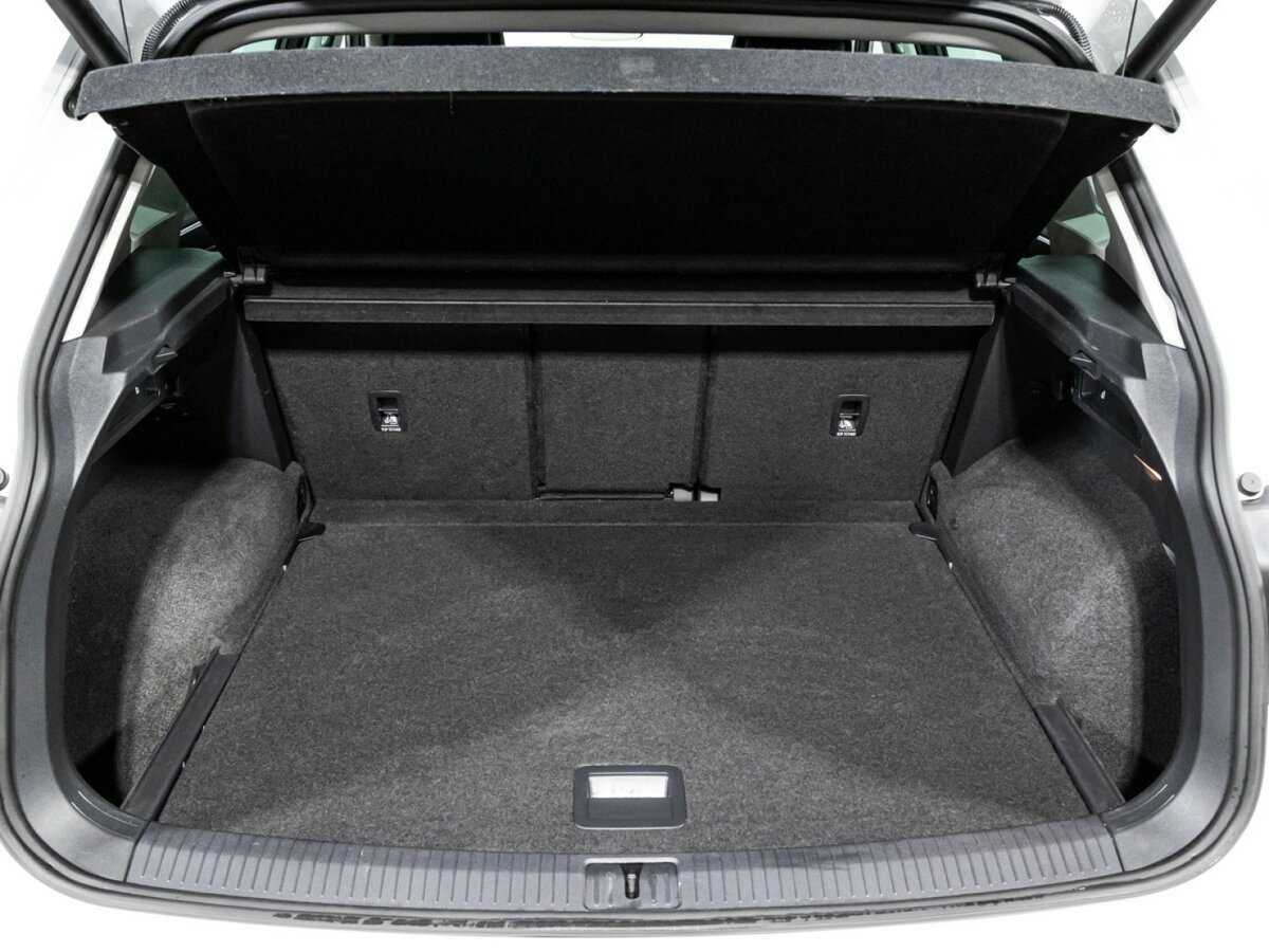 Купить Volkswagen Tiguan с пробегом. Фото: #13