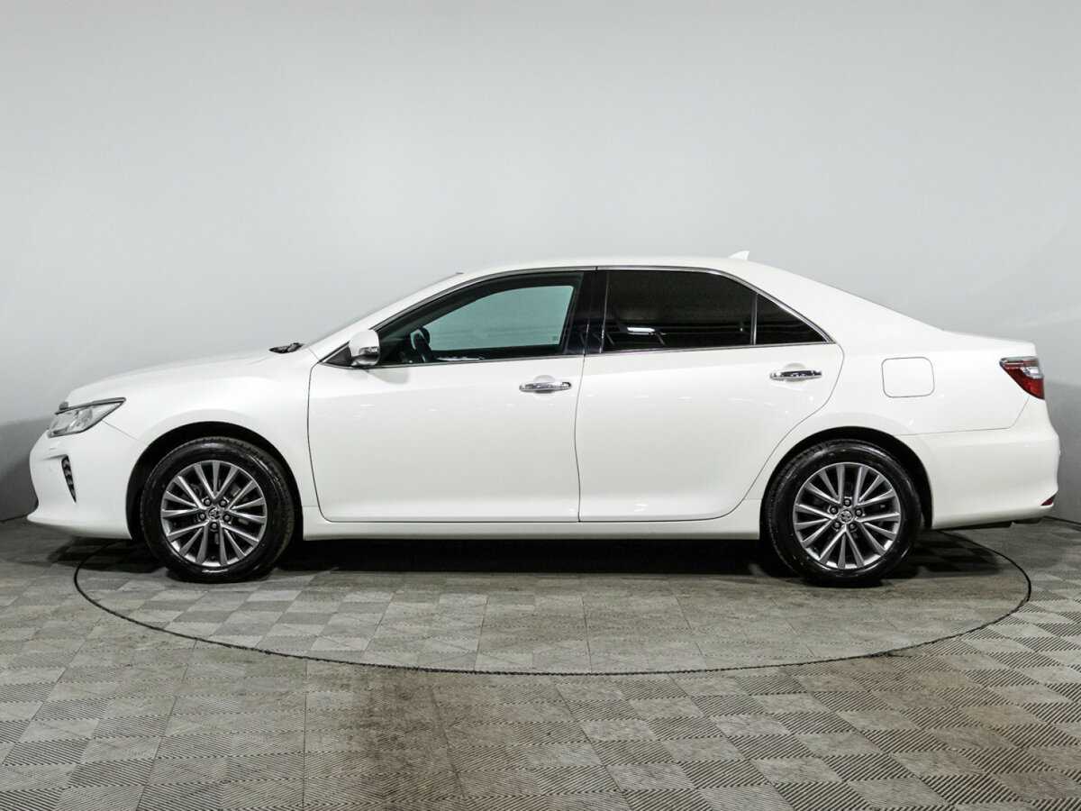 Купить Toyota Camry с пробегом. Фото: #7