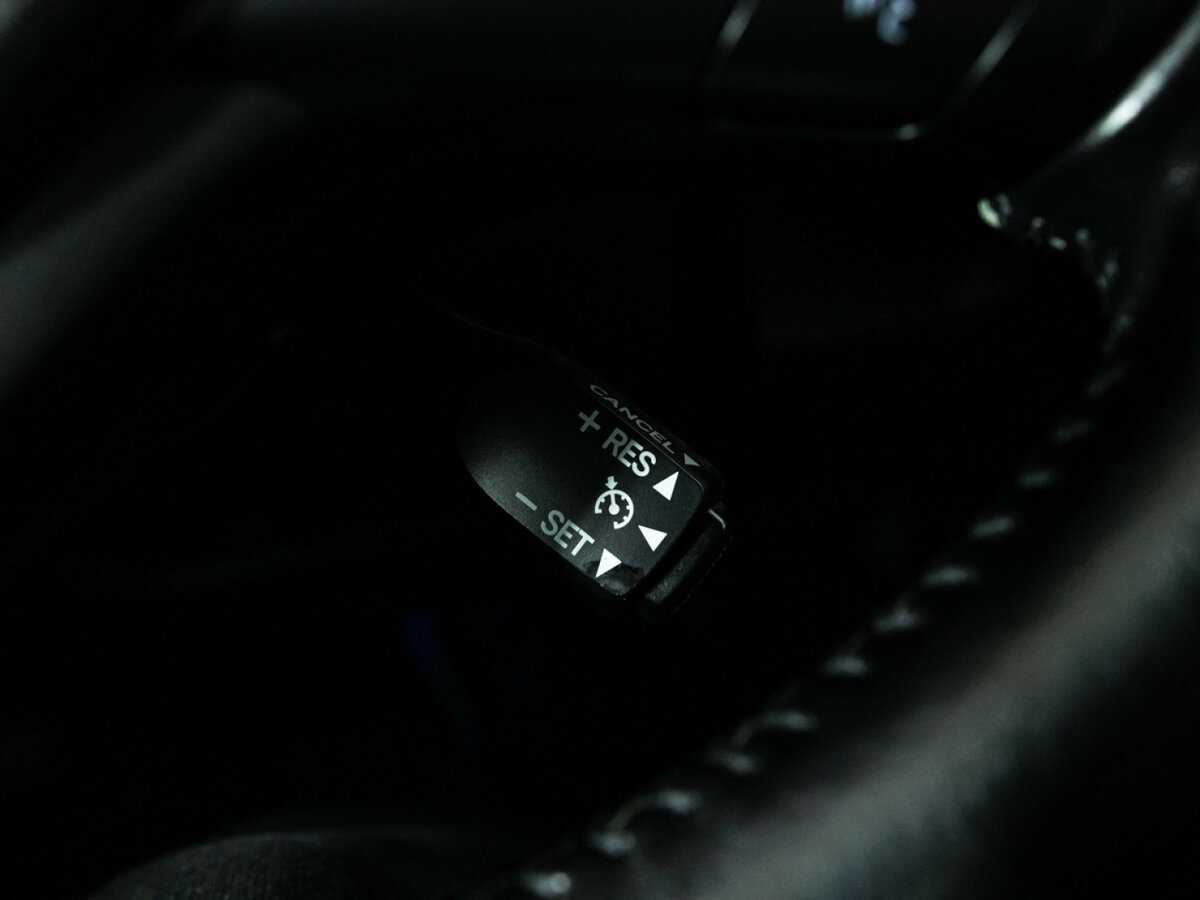 Купить Toyota Camry с пробегом. Фото: #19