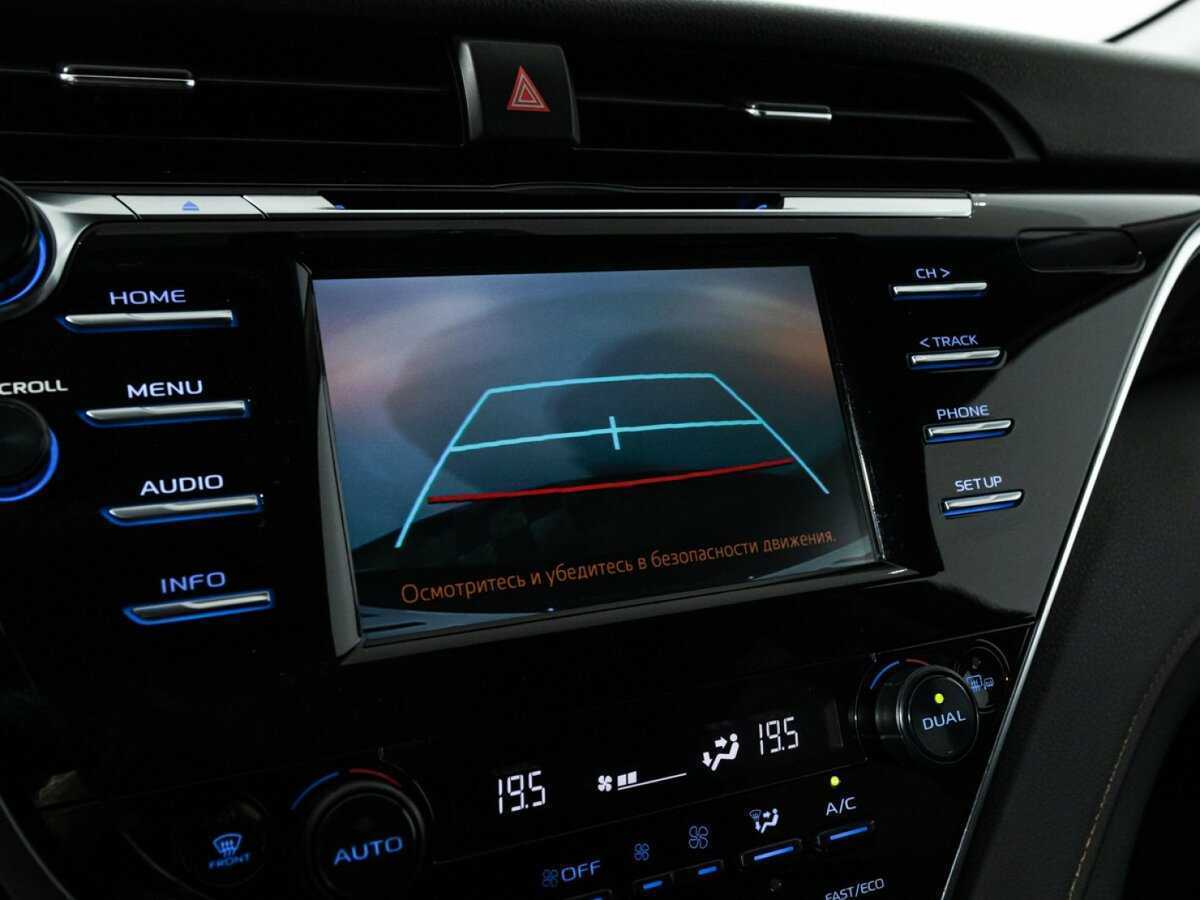 Купить Toyota Camry с пробегом. Фото: #16