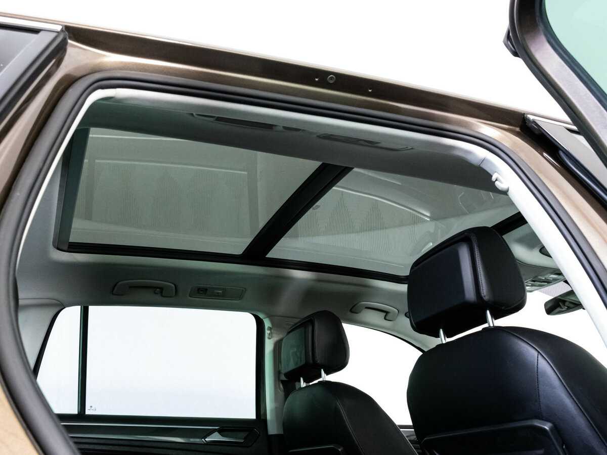 Купить Volkswagen Tiguan с пробегом. Фото: #16