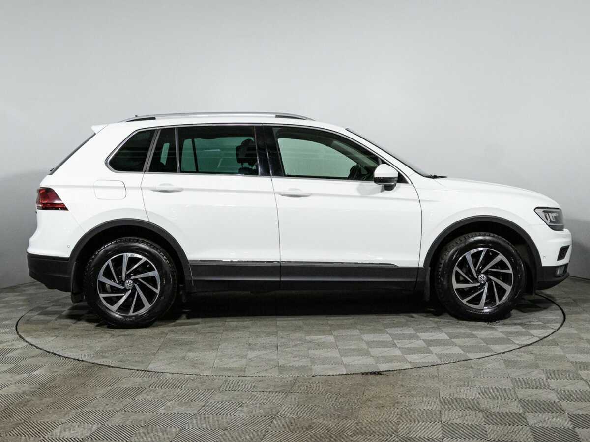 Купить Volkswagen Tiguan с пробегом. Фото: #3