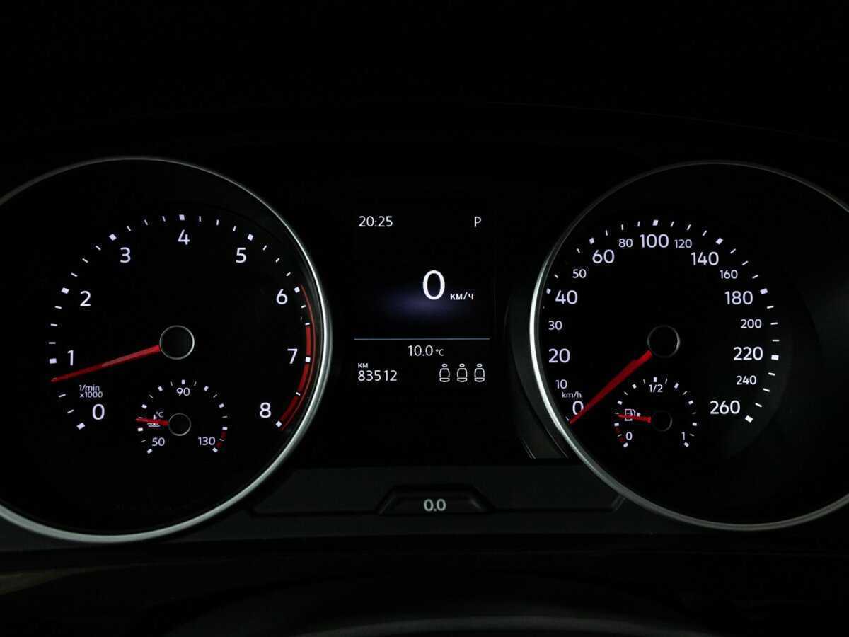 Купить Volkswagen Tiguan с пробегом. Фото: #11