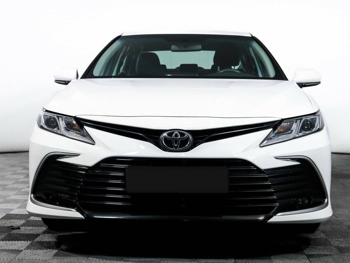 Купить Toyota Camry с пробегом. Фото: #1