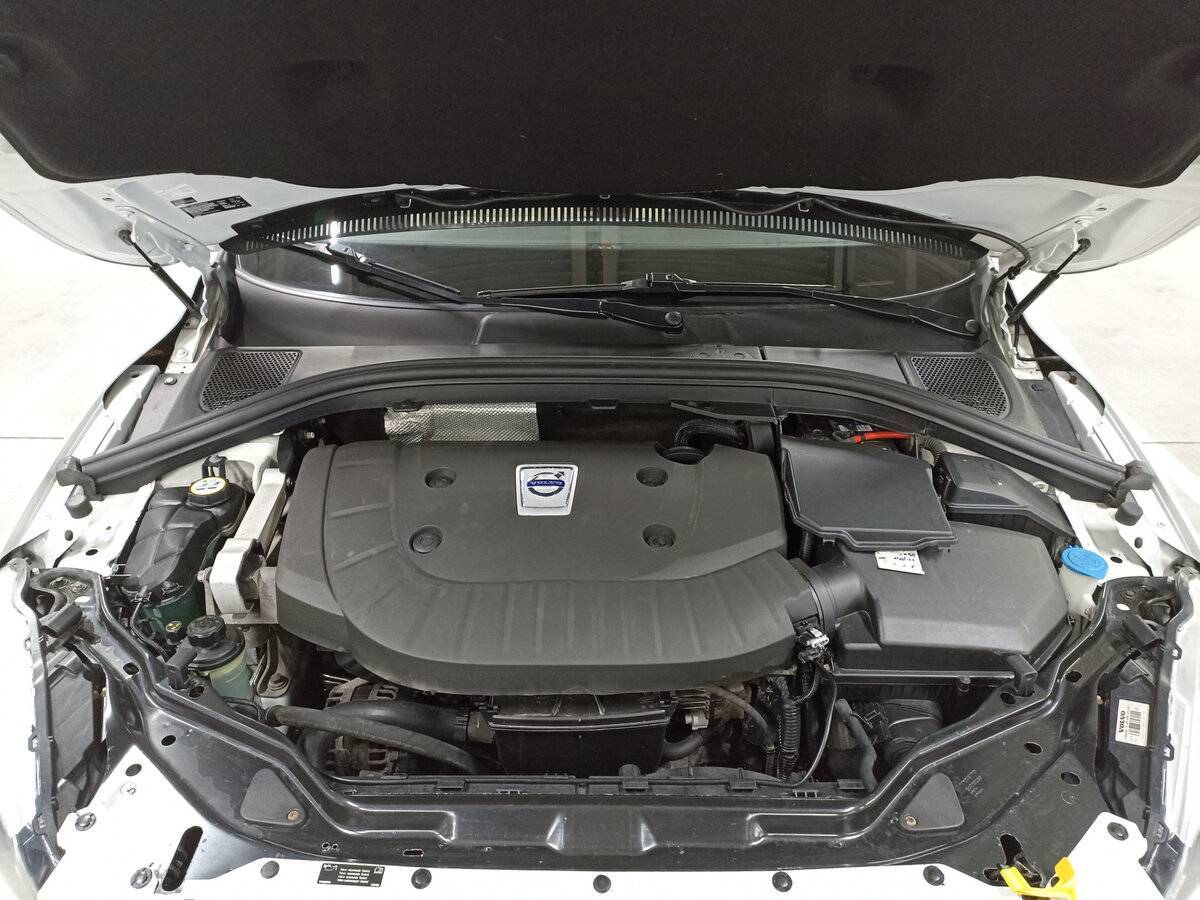Купить Volvo XC60 с пробегом. Фото: #8