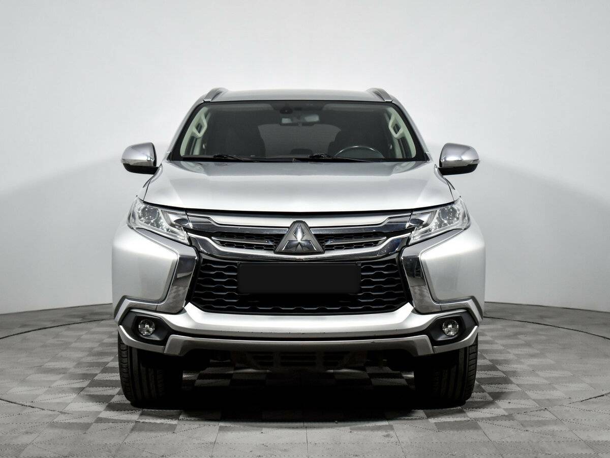 Купить Mitsubishi Pajero Sport с пробегом. Фото: #1