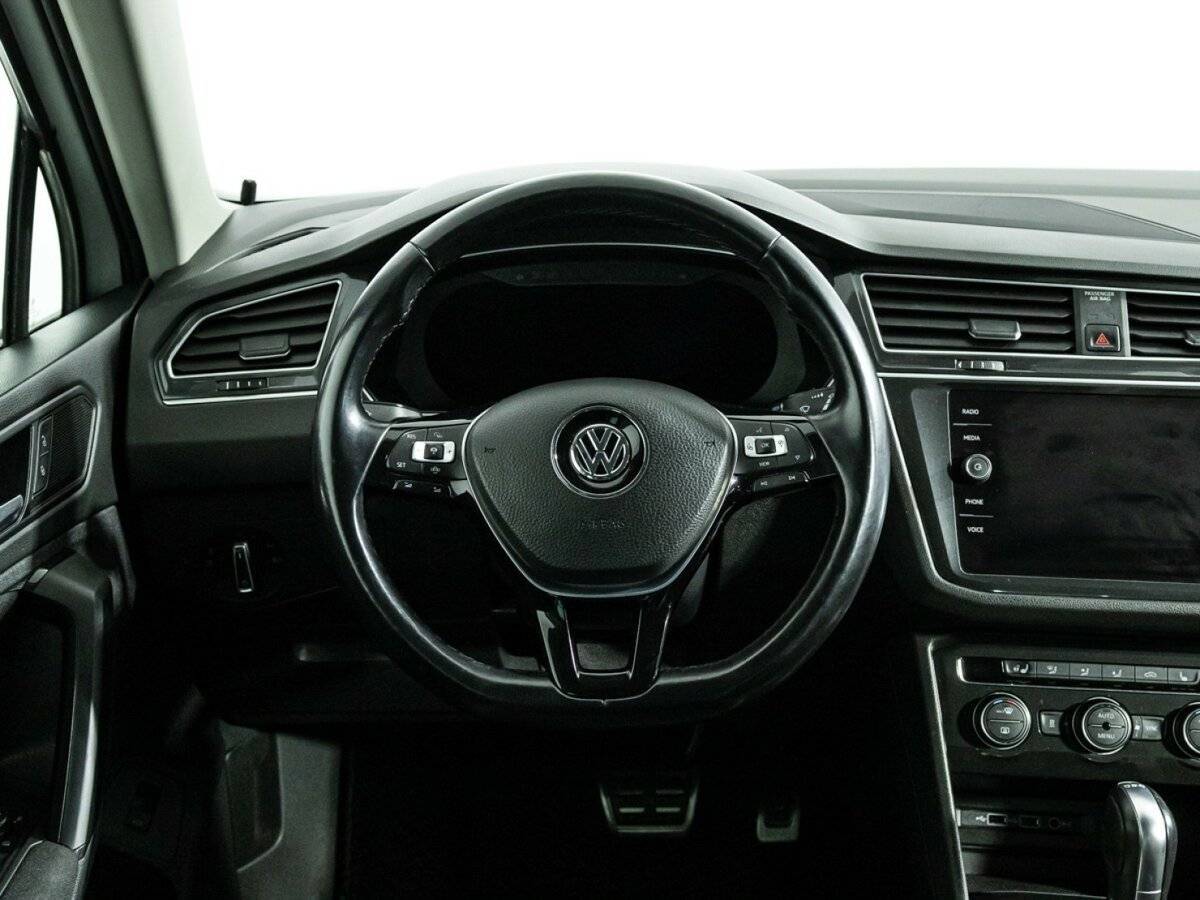 Купить Volkswagen Tiguan с пробегом. Фото: #20