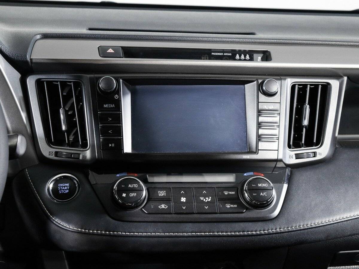 Купить Toyota RAV4 с пробегом. Фото: #12