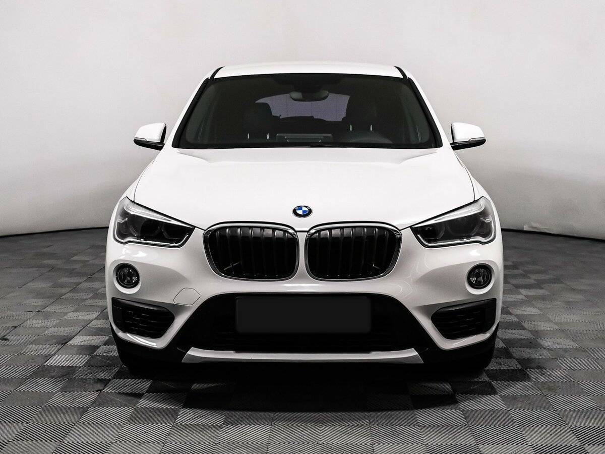 Купить BMW X1 с пробегом. Фото: #1