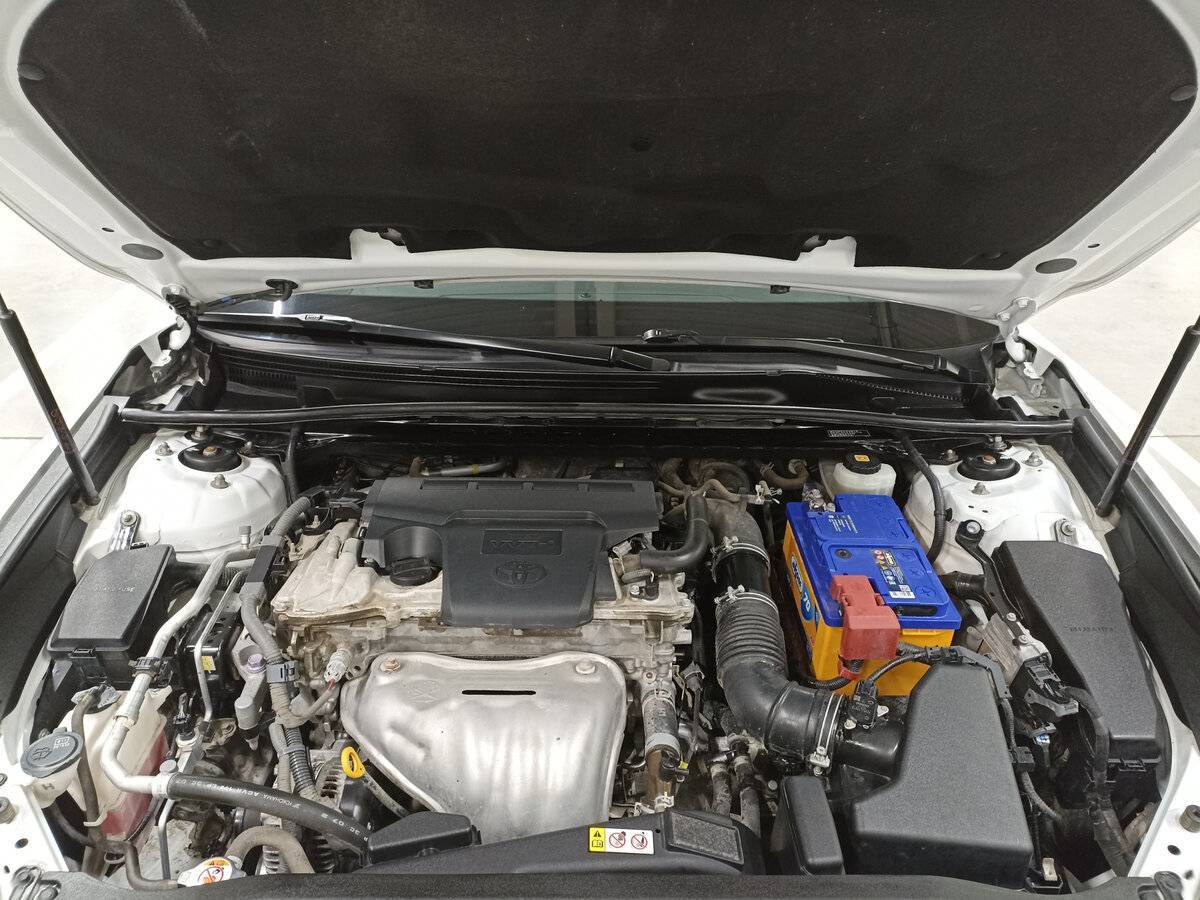 Купить Toyota Camry с пробегом. Фото: #8