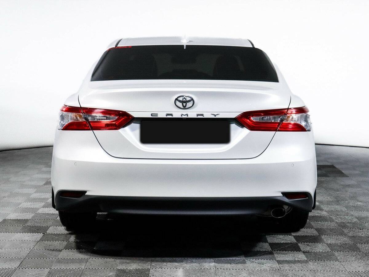 Купить Toyota Camry с пробегом. Фото: #5