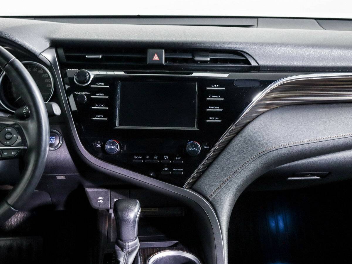 Купить Toyota Camry с пробегом. Фото: #12