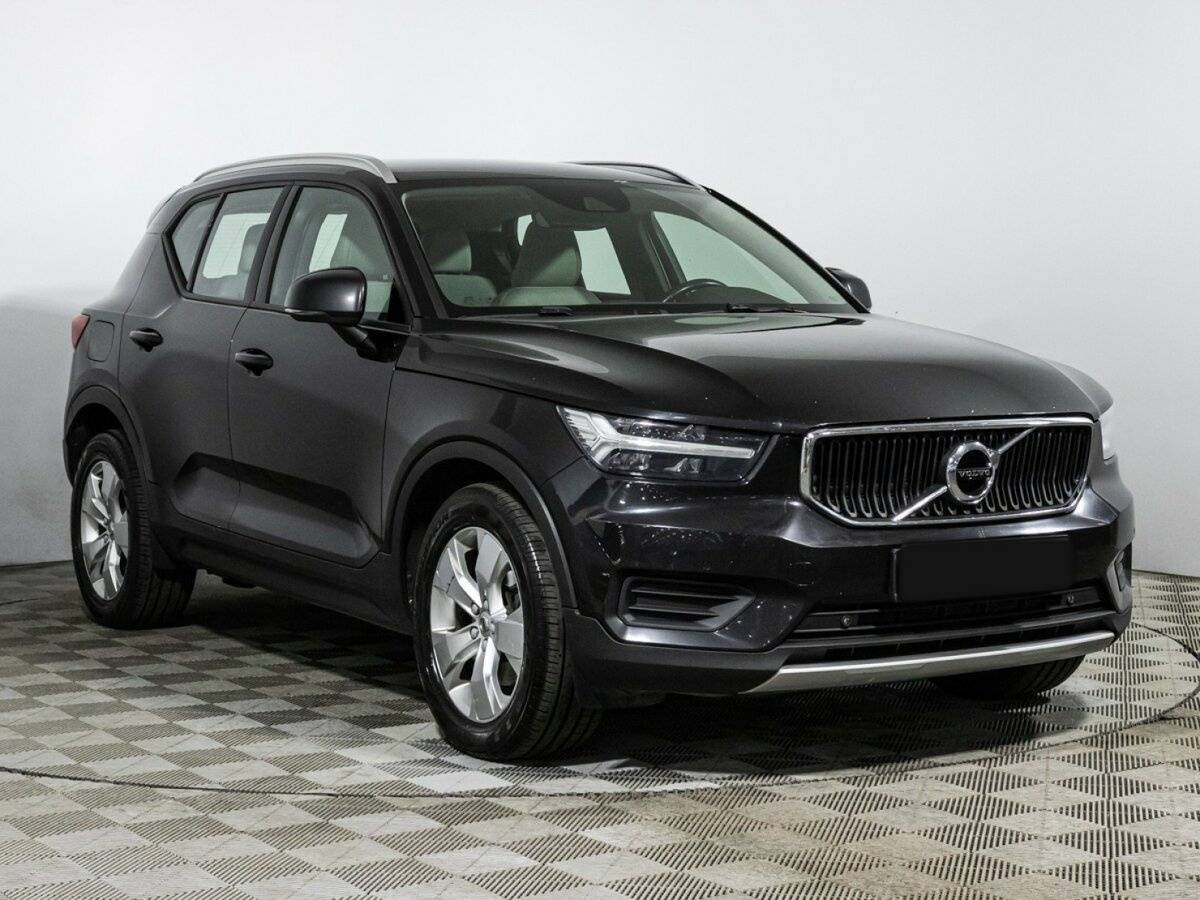 Купить Volvo XC40 с пробегом. Фото: #2