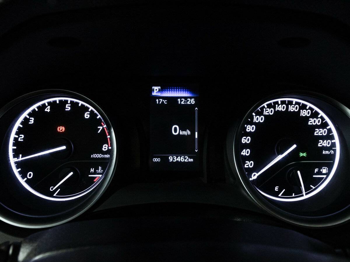 Купить Toyota Camry с пробегом. Фото: #11