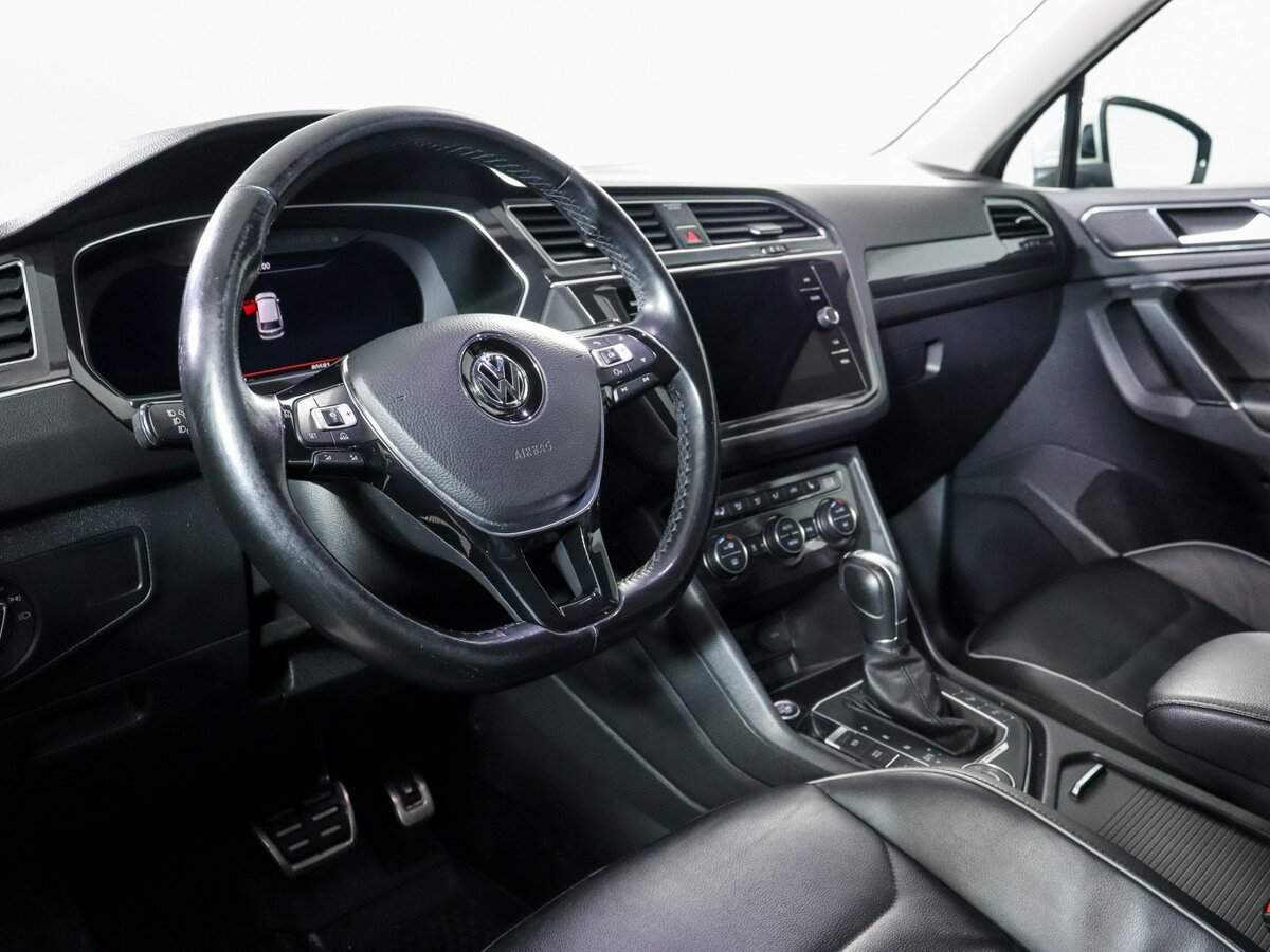 Купить Volkswagen Tiguan с пробегом. Фото: #10