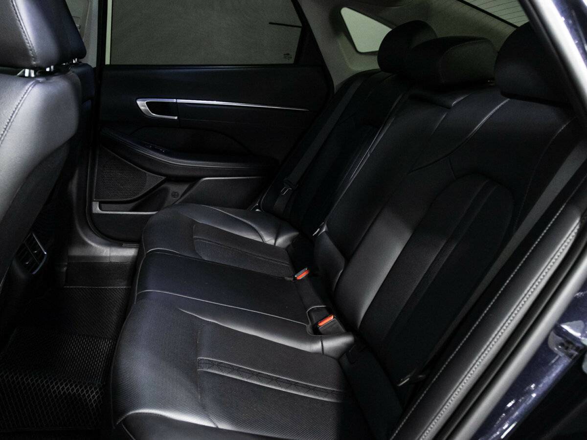 Купить Hyundai Sonata с пробегом. Фото: #9