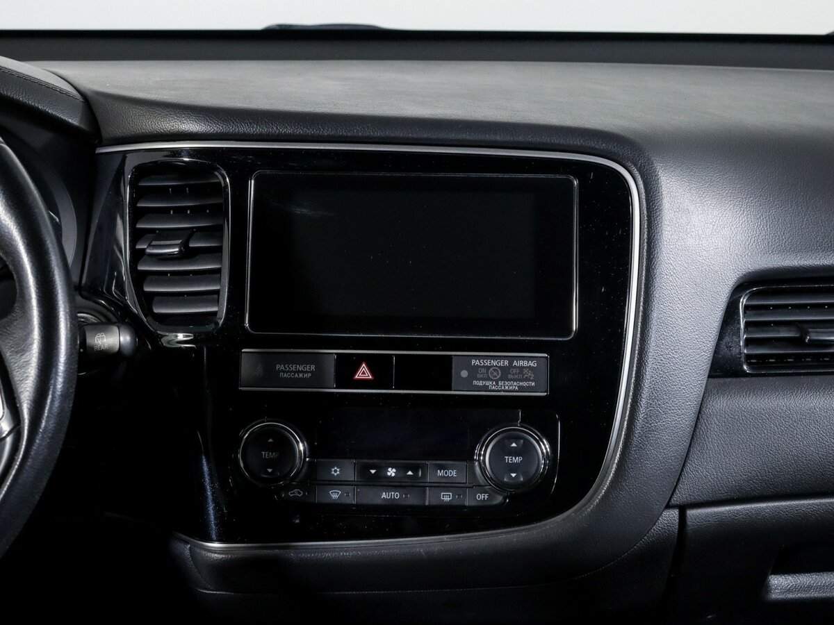 Купить Mitsubishi Outlander с пробегом. Фото: #12