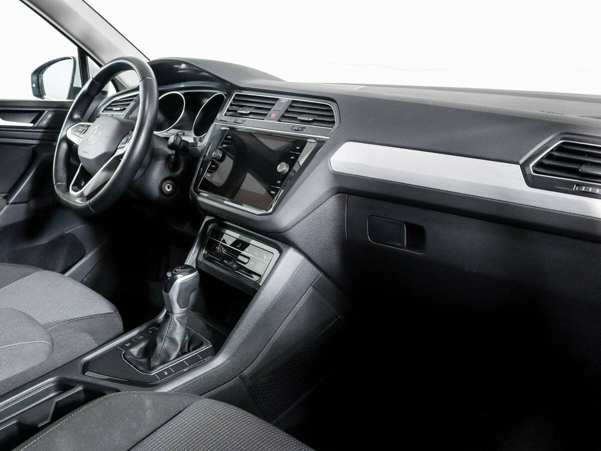 Купить Volkswagen Tiguan с пробегом. Фото: #5