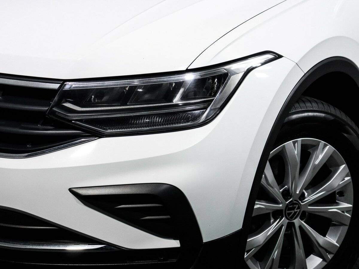 Купить Volkswagen Tiguan с пробегом. Фото: #12