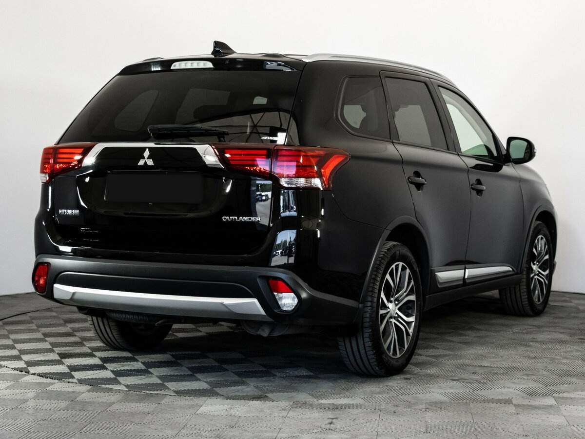 Купить Mitsubishi Outlander с пробегом. Фото: #3
