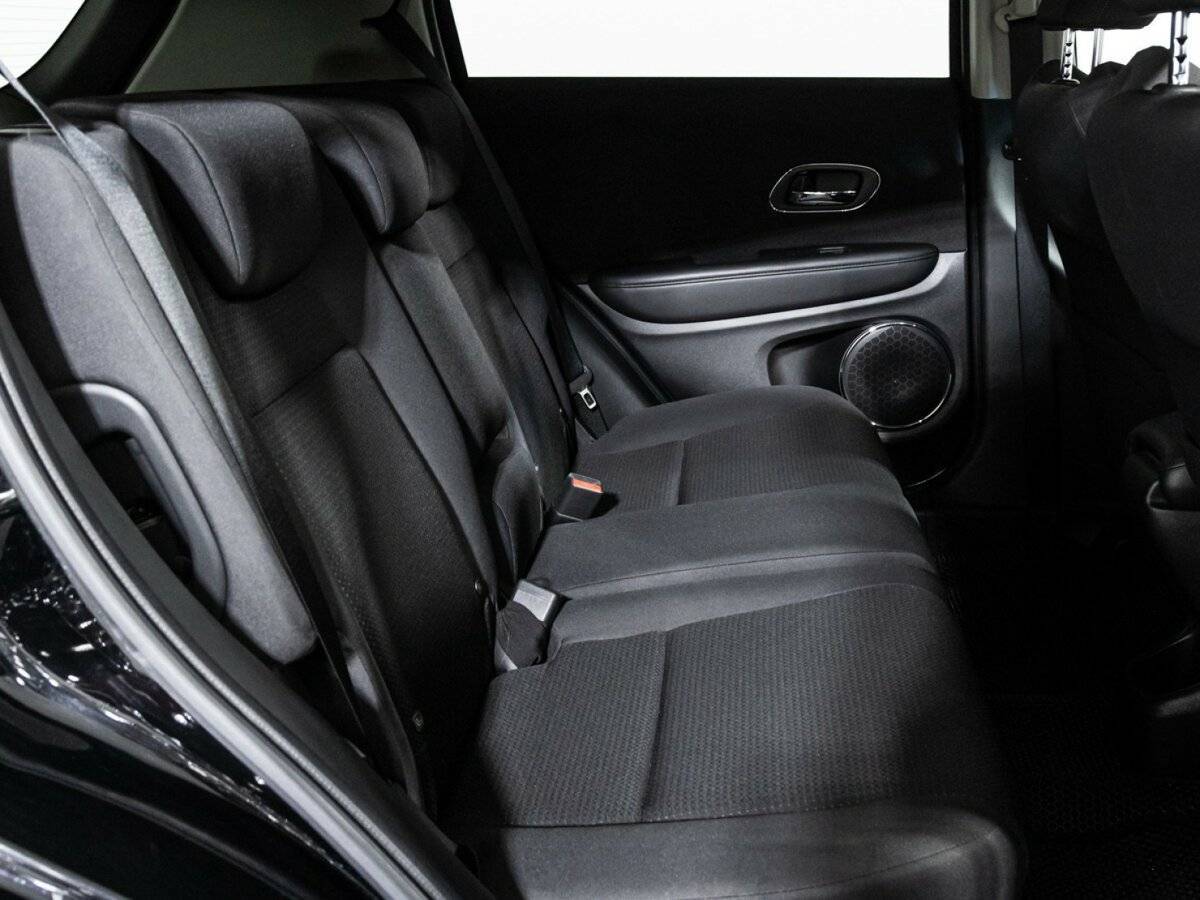 Купить Honda Vezel с пробегом. Фото: #9